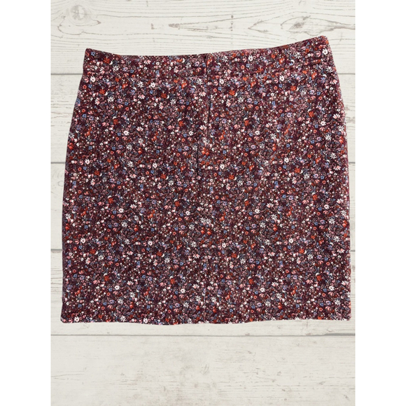 EUC Women's WoolOvers Burgundy Floral Cord Knee Length Straight Skirt Size 14 - Picture 3 of 9
